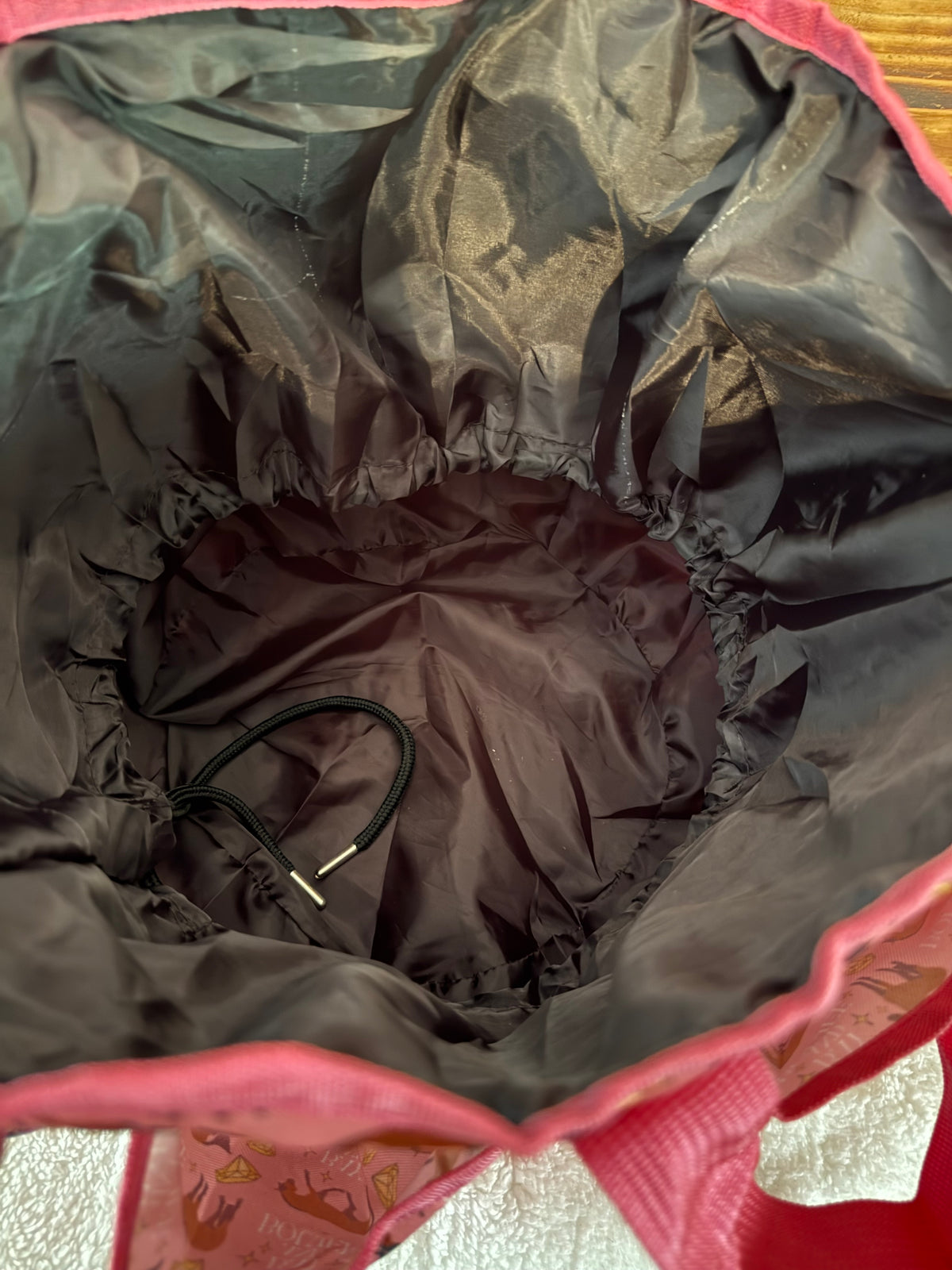 Bay and boujee green round grooming tote