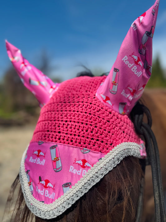 Pink redbull fly bonnet
