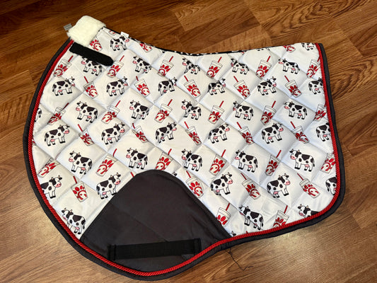 White chickfla jump cut saddle pad