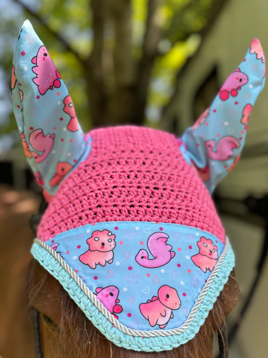 Dino fly bonnet