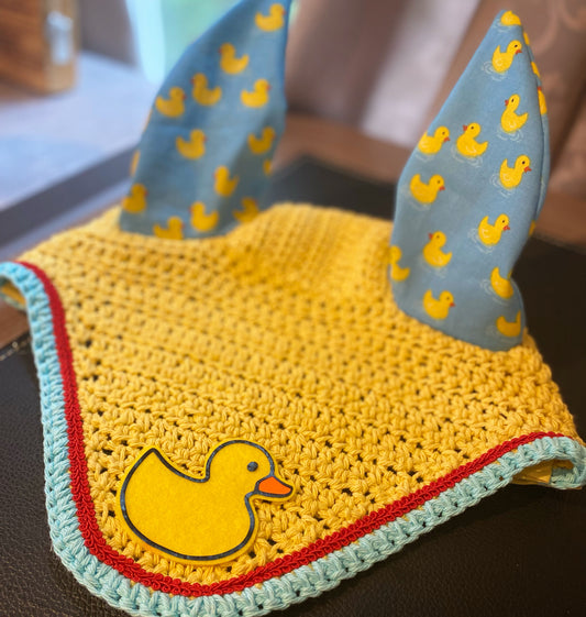 Rubber duck fly bonnet