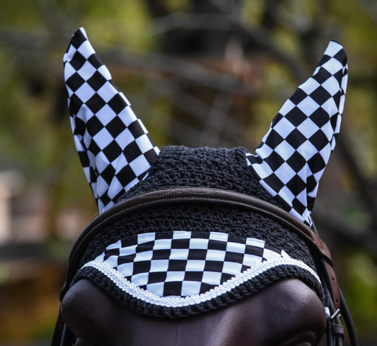 Black/white checker fly bonnet
