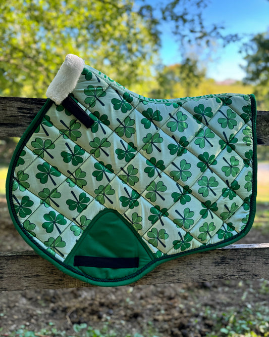 Clover jump cut saddle pad