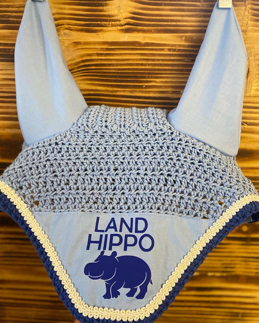 Land hippo fly bonnet
