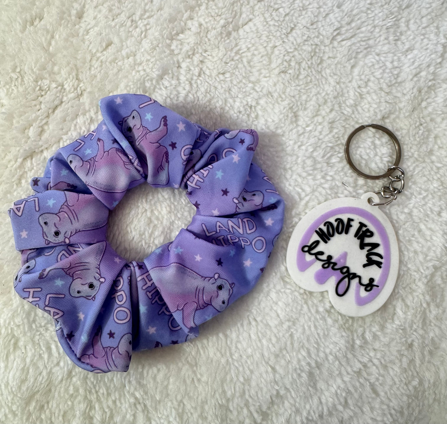 Land hippo large hair scrunchie (1pack)