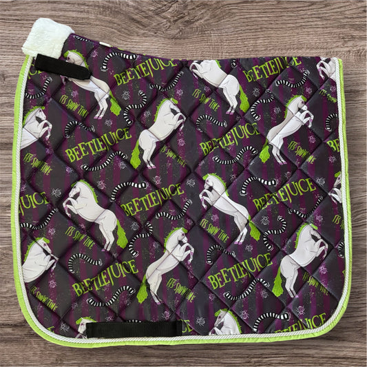 Beetle dressage pad