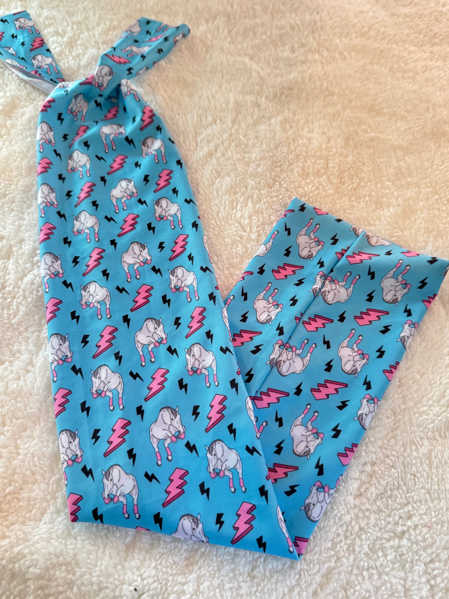 Lightning jumper tail bag