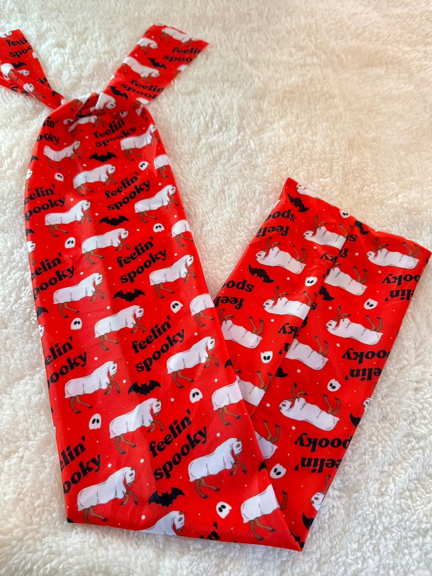 Feeling spooky tail bag