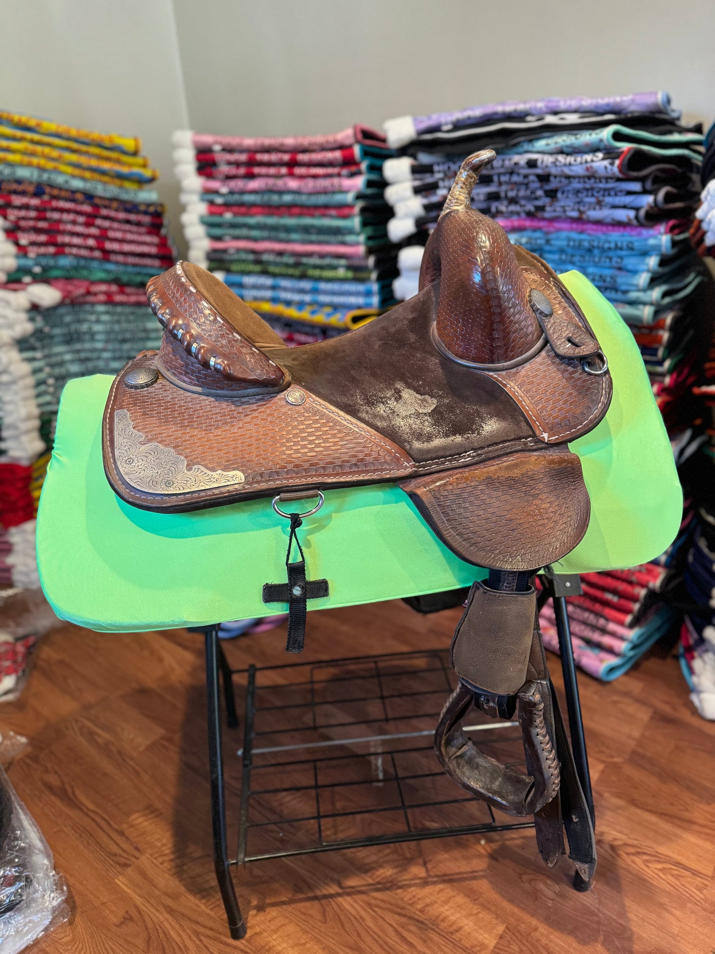 Neon safety yellow/green western saddle pad cover