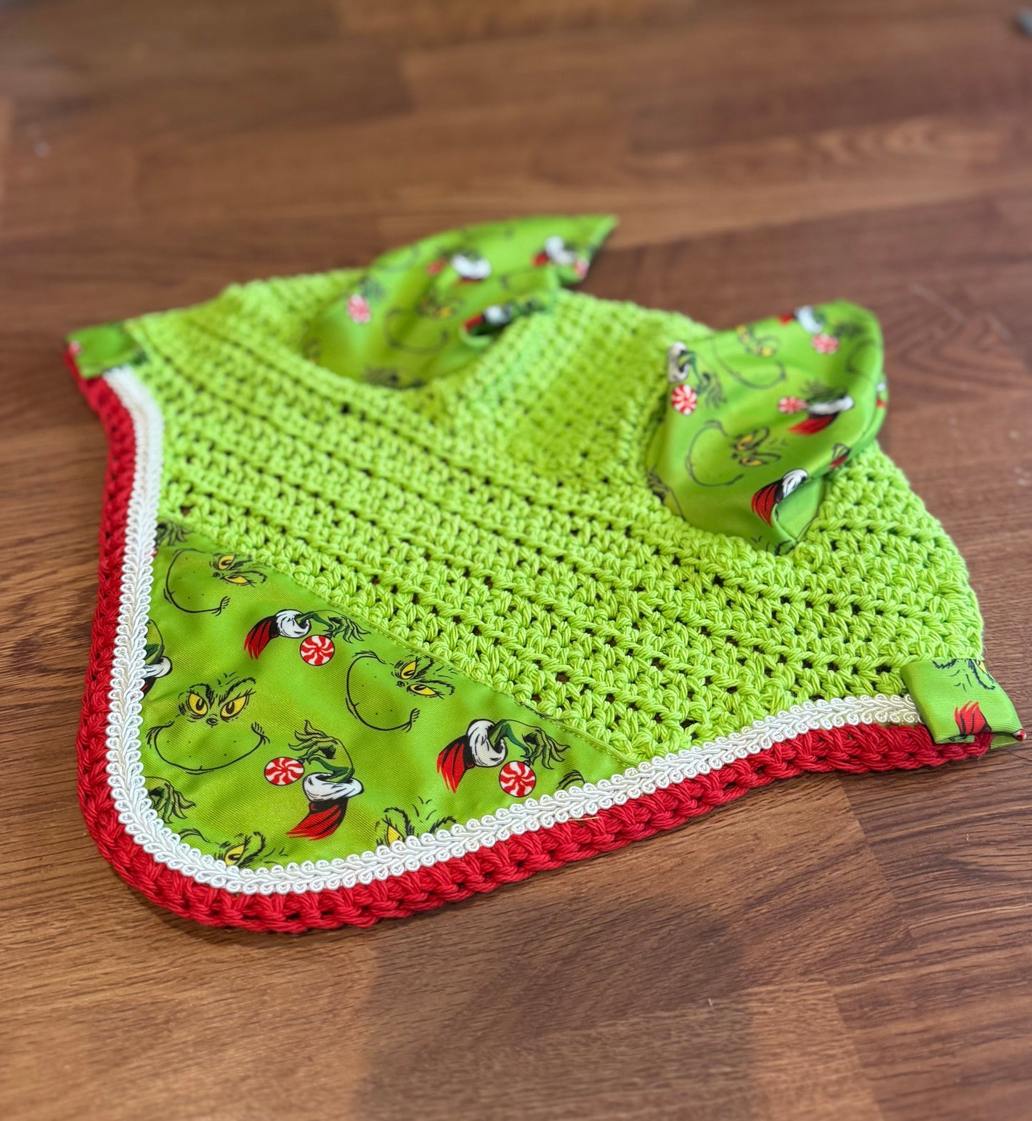 Grinch bonnet