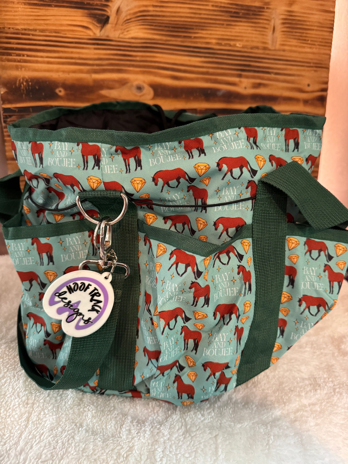 Bay and boujee green round grooming tote