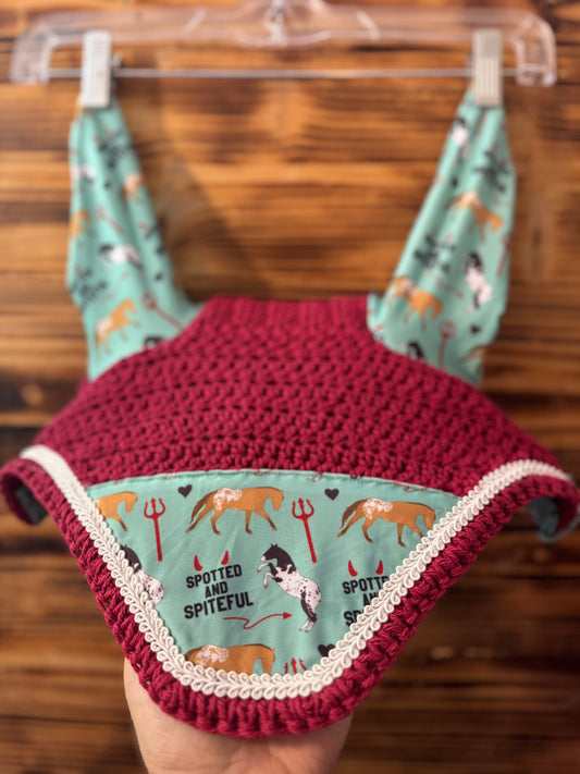 Spotted and spiteful bonnet