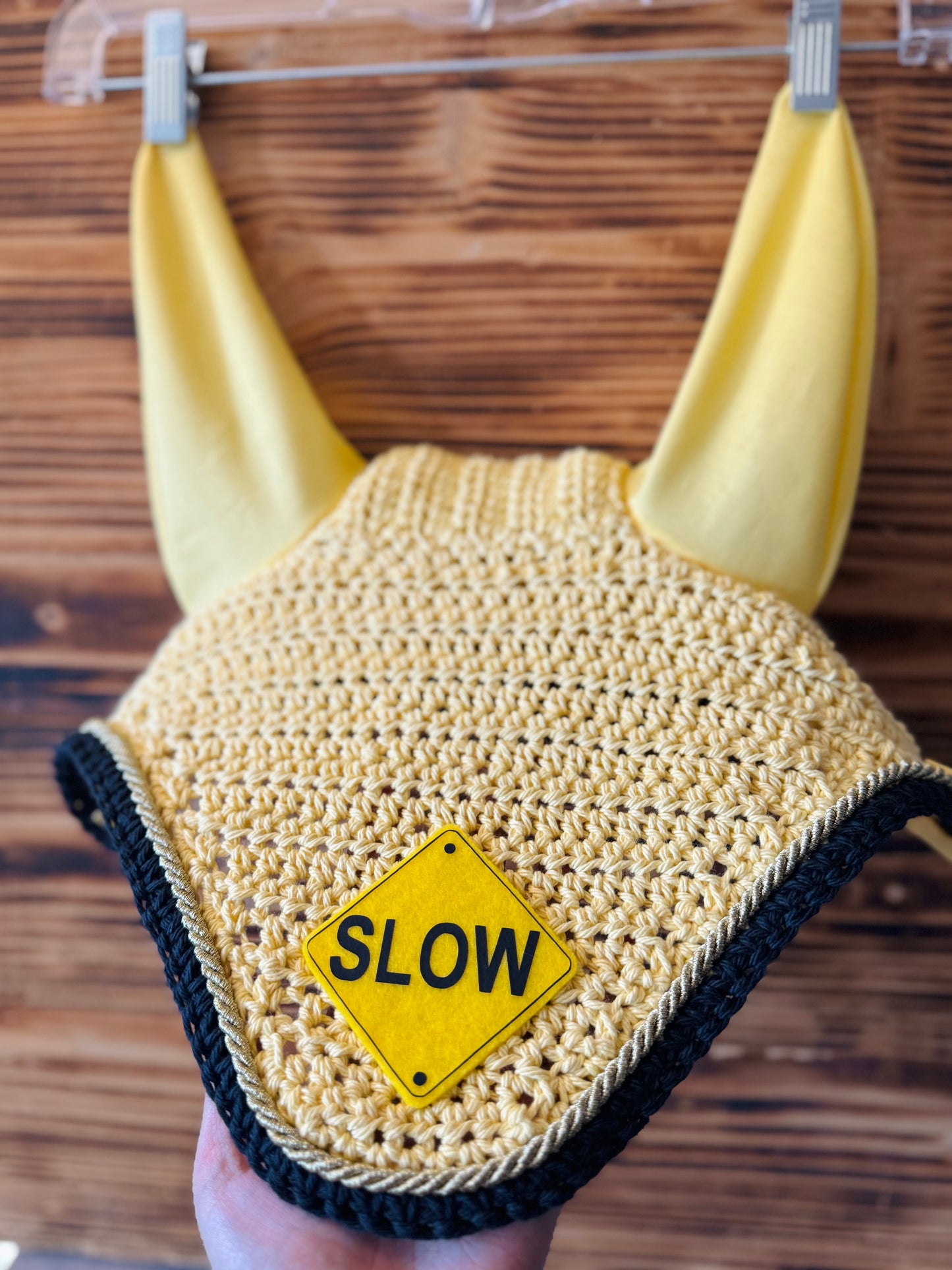 Slow fly bonnet