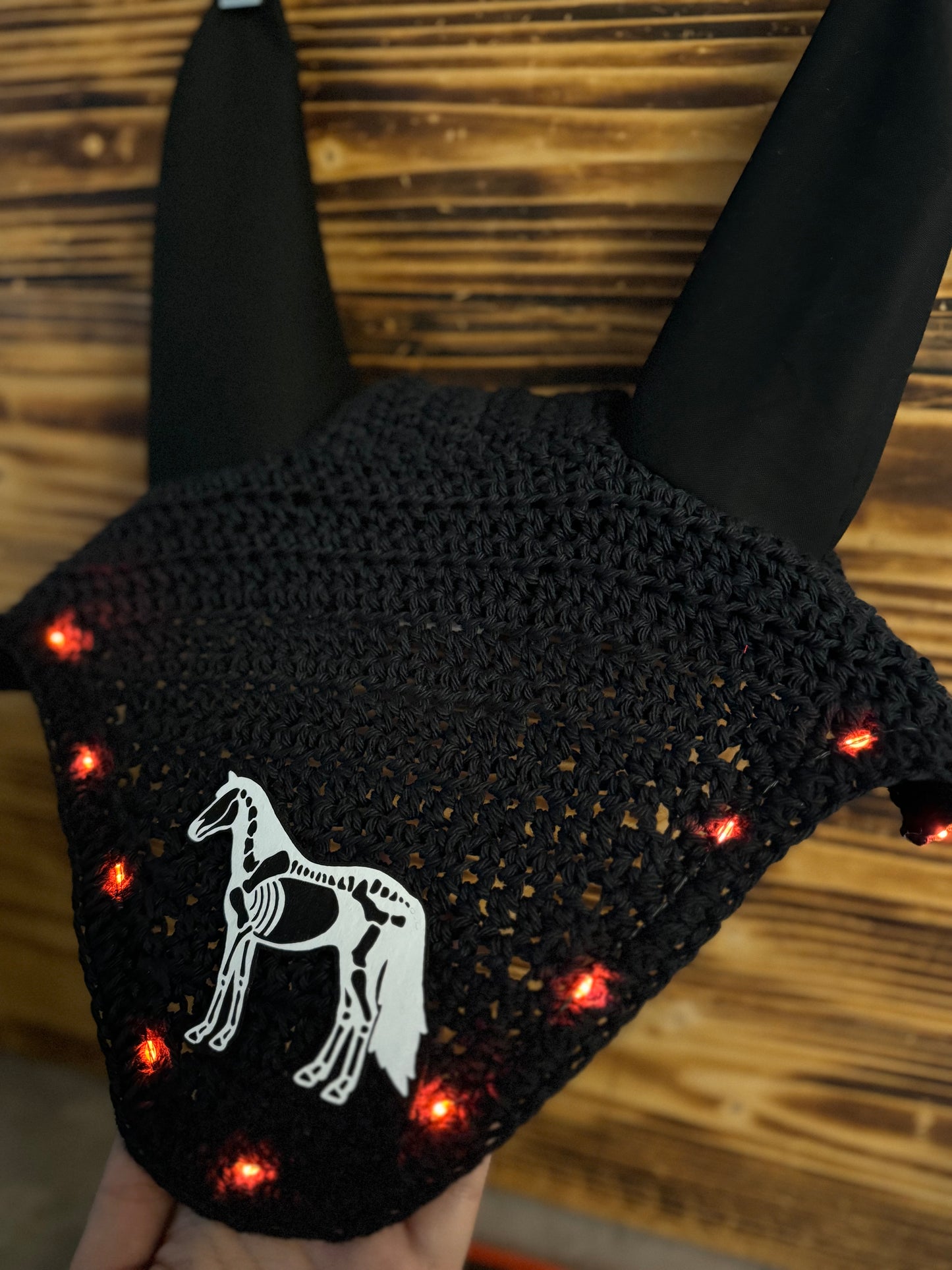 Light up fly bonnet