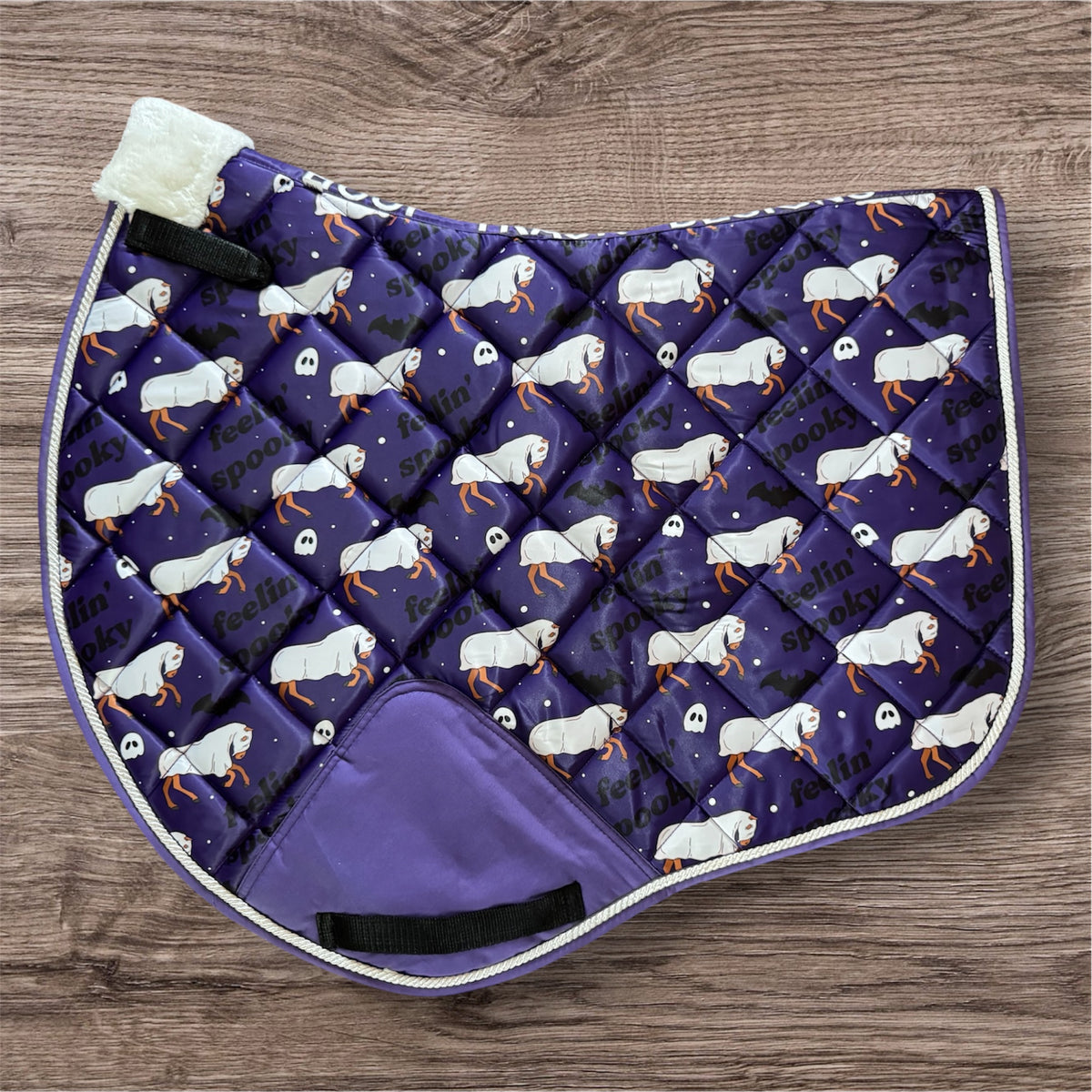 Purple feeling spooky jump cut saddle pad