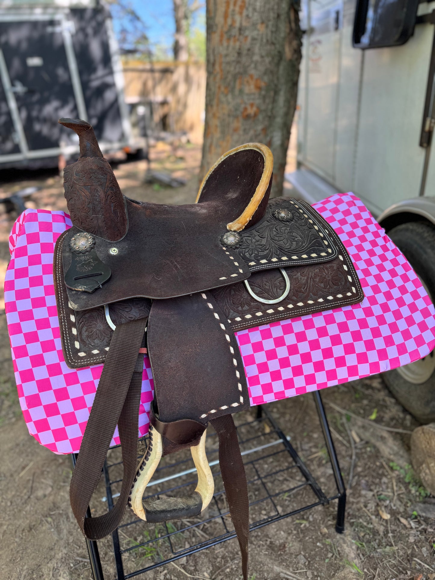 Pink/pink checker western saddle pad COVER
