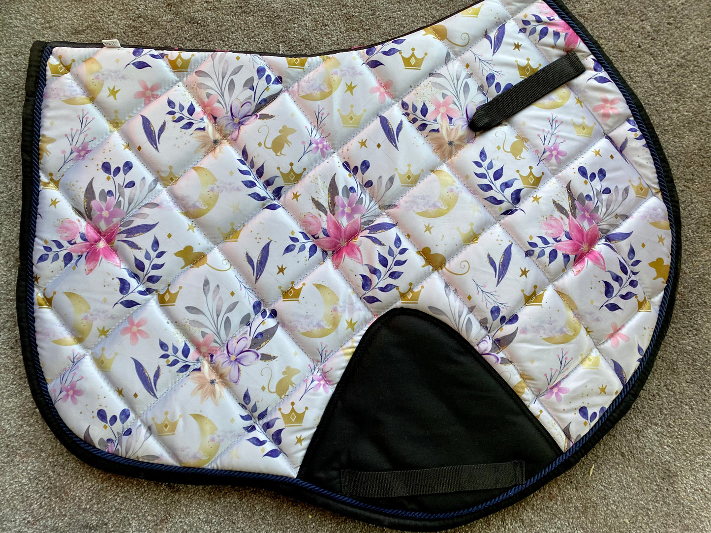 Floral jump cut saddle pad